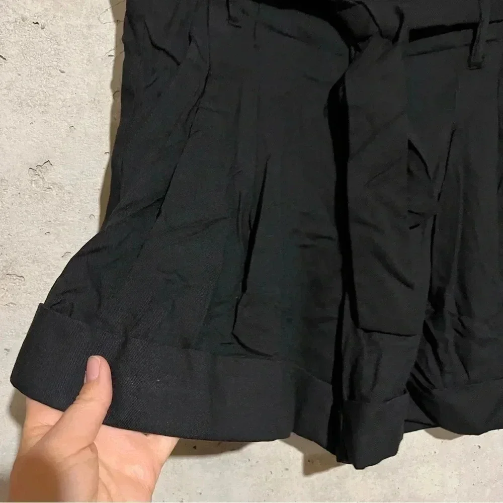 Aqua NWT High Waisted Paper Bag Pleated Shorts Belted Black Size Small